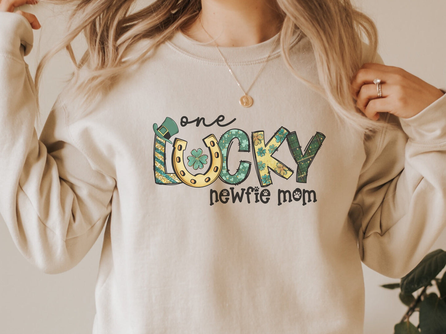 St Patricks Day Newfoundland Dog Mom Sweatshirt