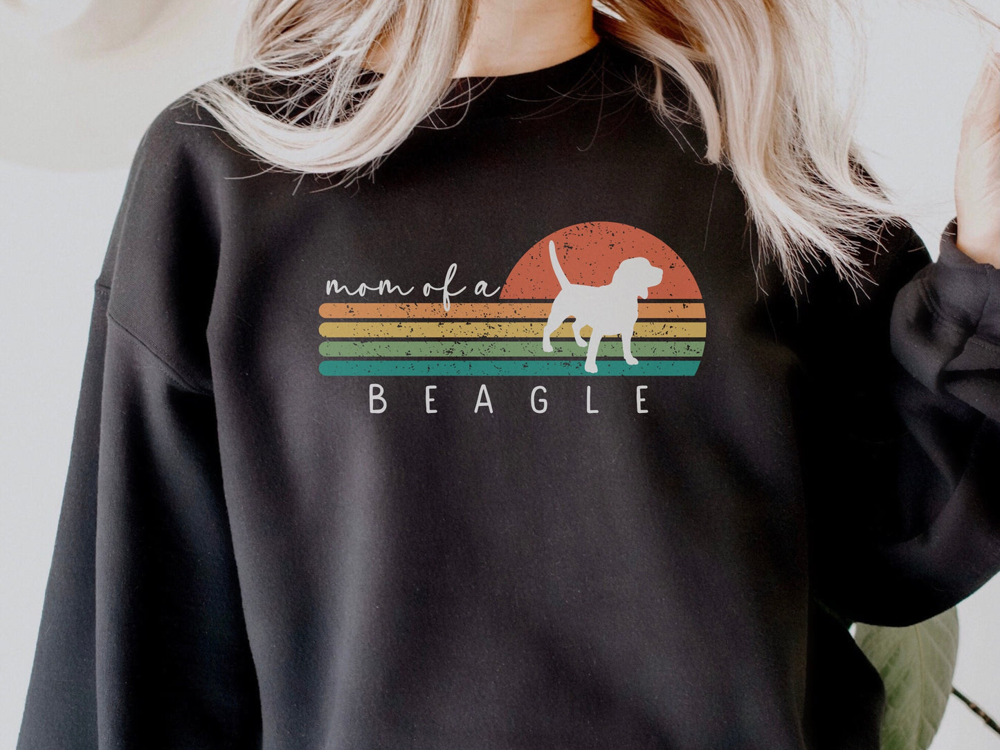 Retro Beagle Dog Mom Sweatshirt