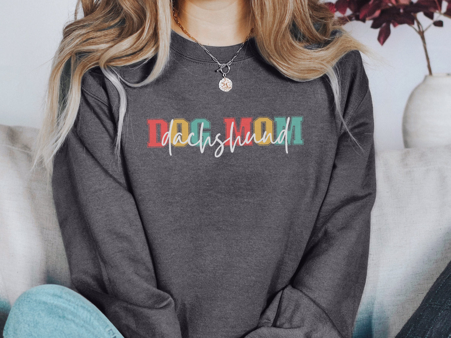 Retro Dachshund Mom Sweatshirt
