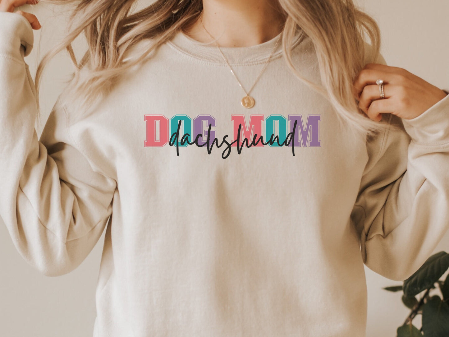 Retro Dachshund Mom Sweatshirt