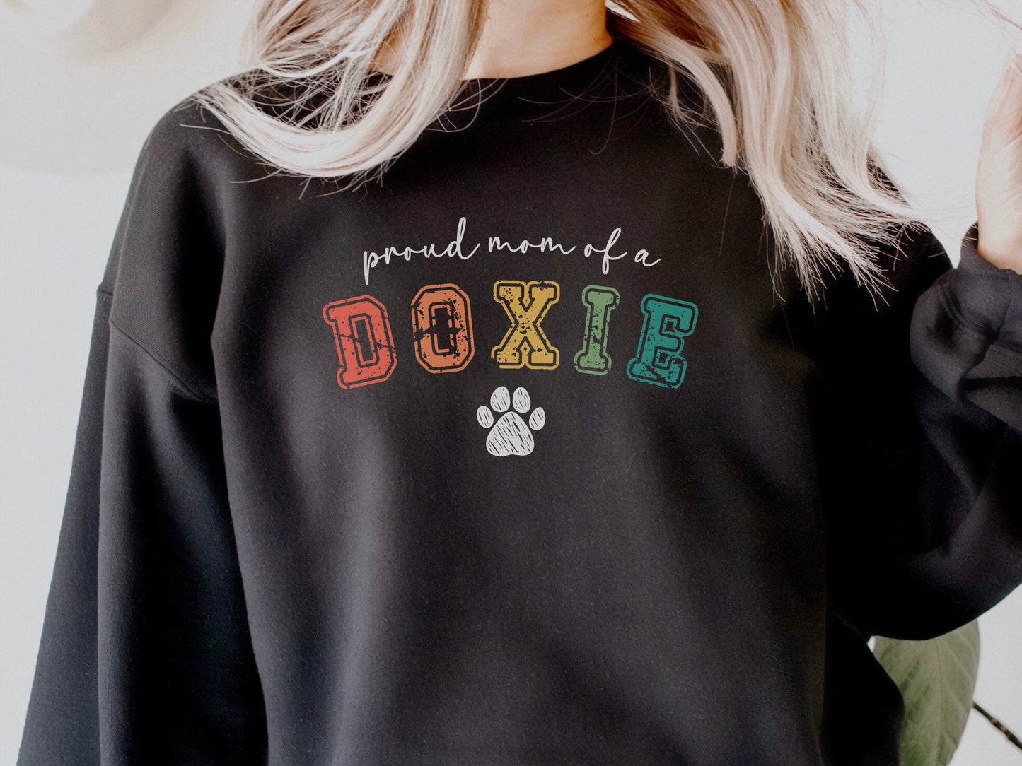 Retro Dachshund Mom Sweatshirt