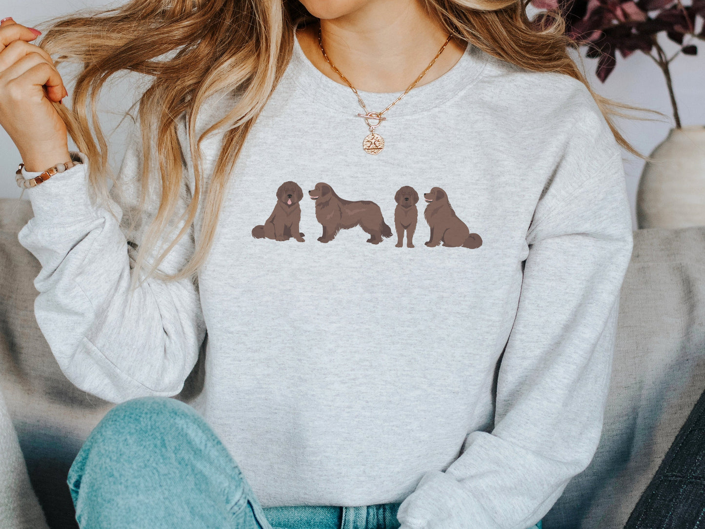Cute Newfie Dog Mom Sweatshirt