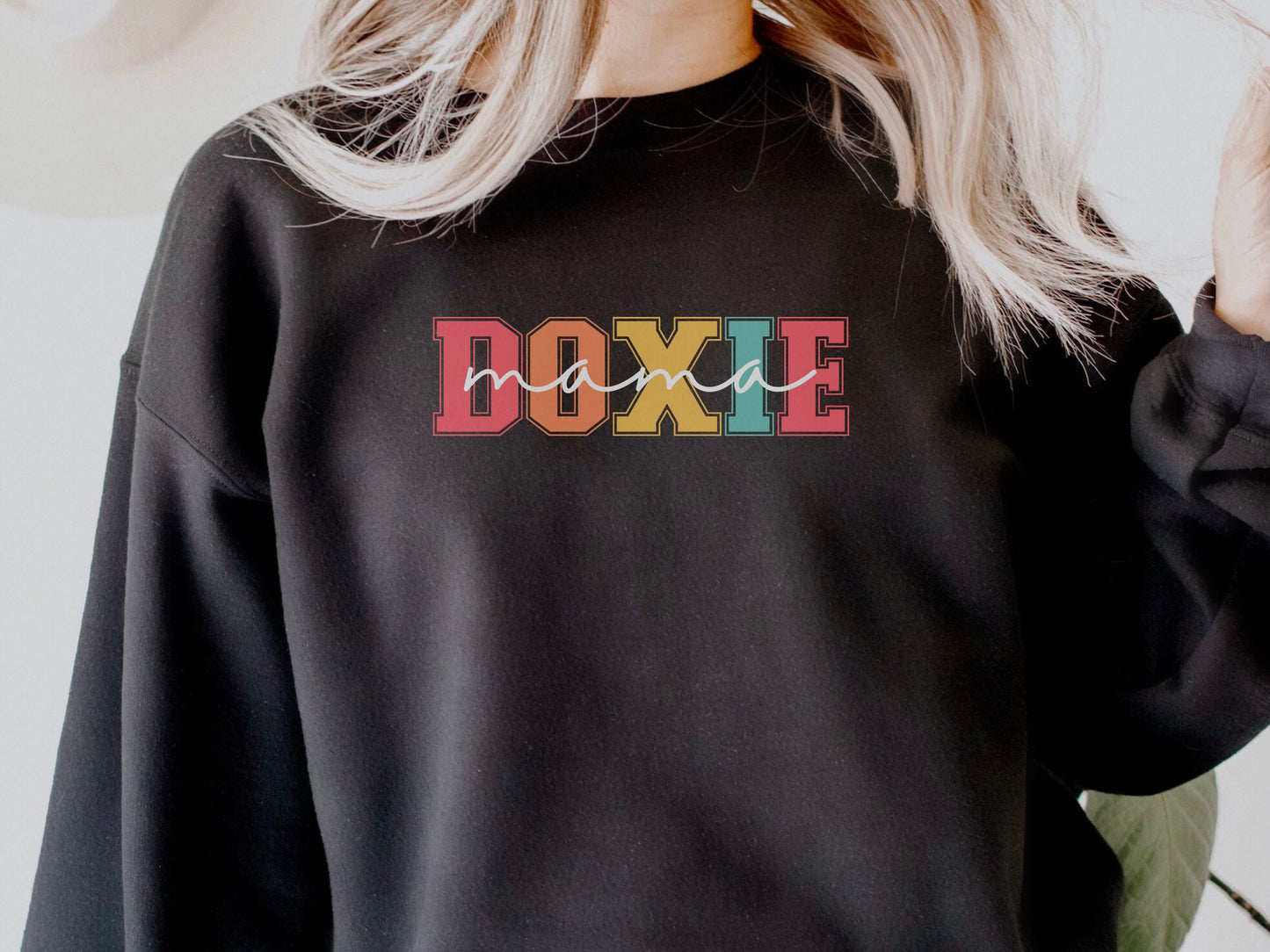 Retro Dachshund Mom Sweatshirt