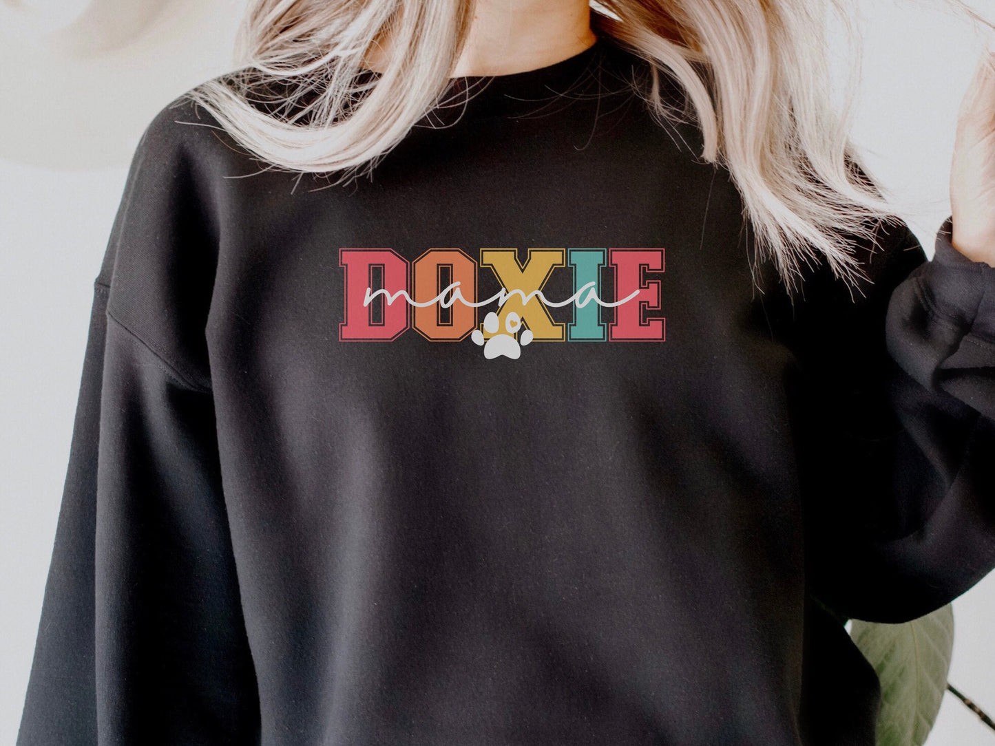 Retro Dachshund Mom Sweatshirt