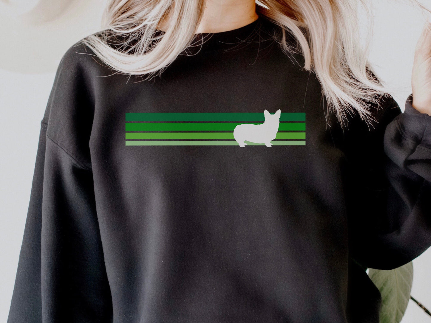St Patricks Day Corgi Dog Mom Sweatshirt