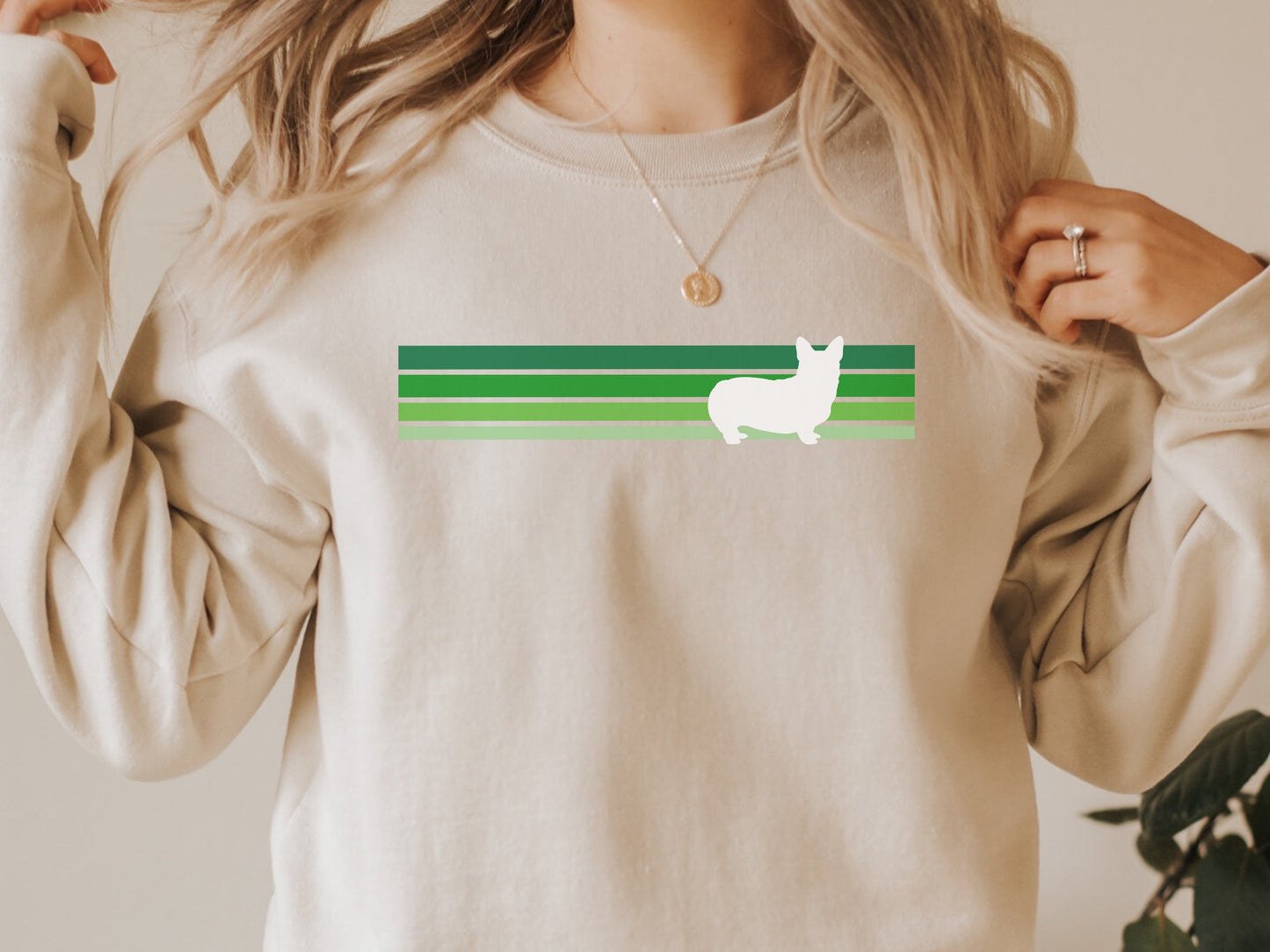 St Patricks Day Corgi Dog Mom Sweatshirt